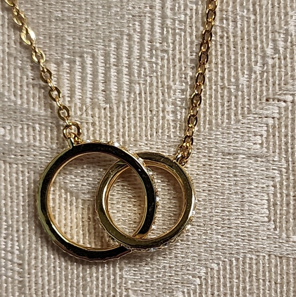 VINTAGE 90s GOLD PLATED ETERNITY RINGS NECKLACE – CRYSTAL ACCENTS, EXCELLENT - Picture 3 of 11